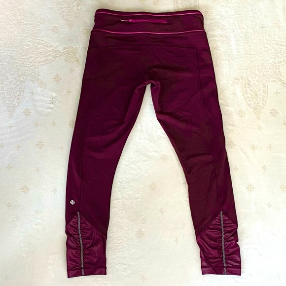 Lululemon Pace Queen Tights *Full On* - Picture 10 of 13